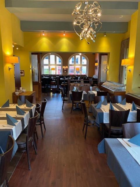 Hotel Restaurant Nassauer Loewen エクステリア 写真